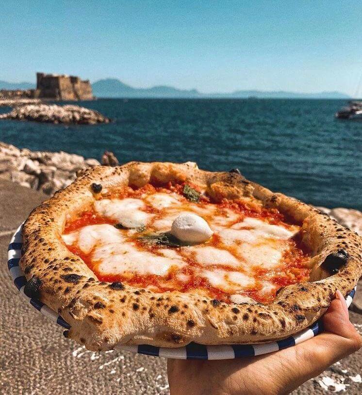 Nápolyi pizza toplista